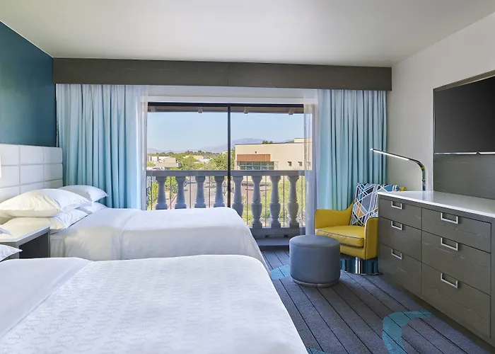 Hotel Sheraton & 3*