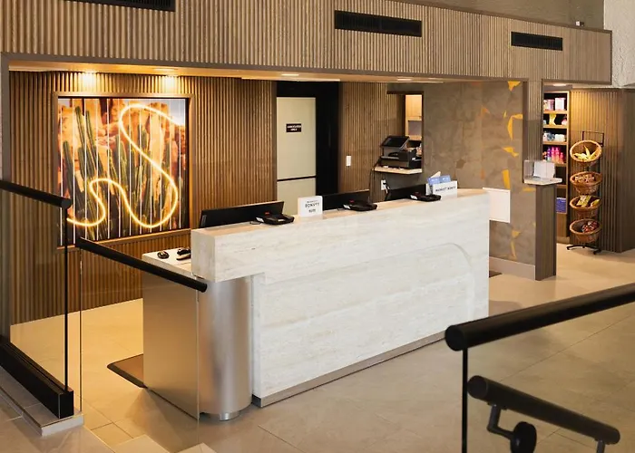 Sheraton & Hotel Tucson