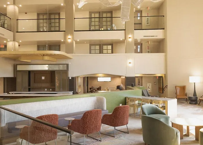 Sheraton & Hotel