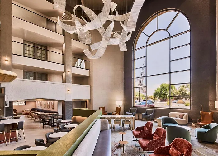 Sheraton & Hotel
