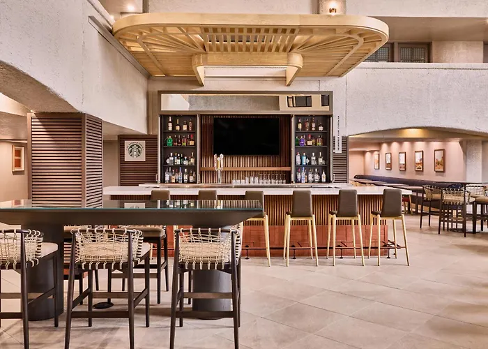Sheraton & Hotel 3*