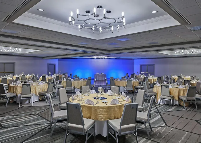 Sheraton & 3* Tucson